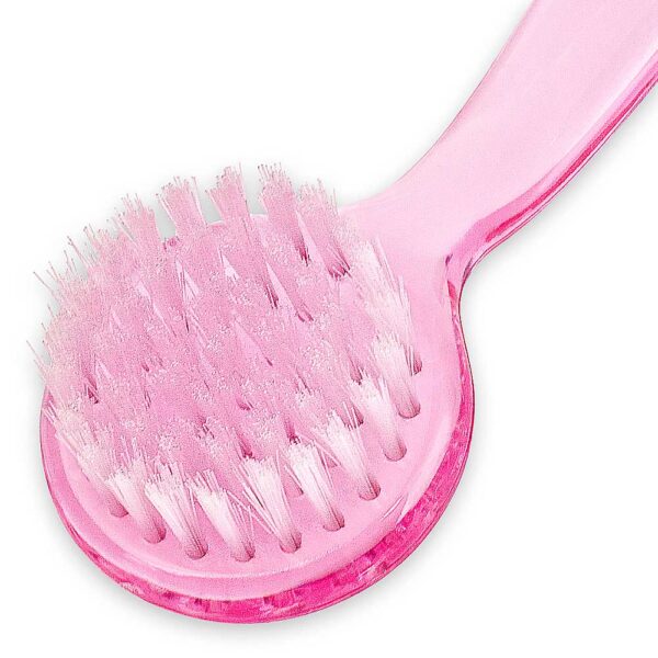 Četkica pink – nježno uklanjanje prašine uz dozu stila cici nails slavonski brod