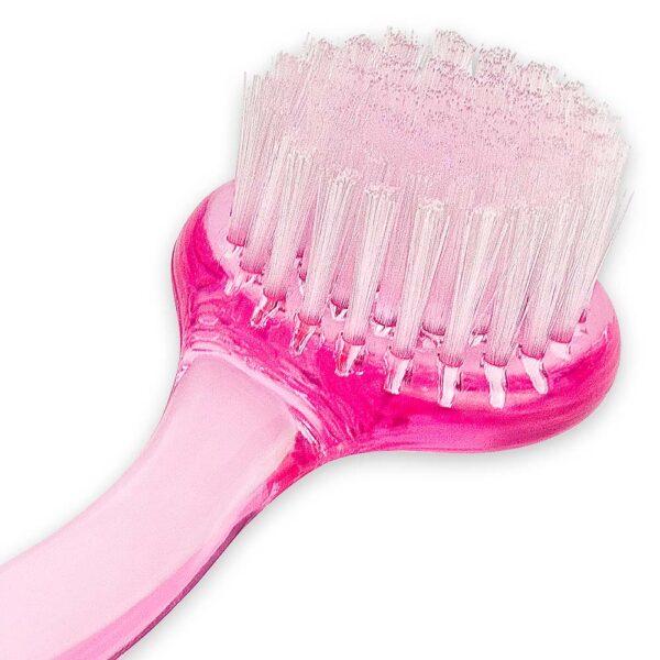 Četkica pink – nježno uklanjanje prašine uz dozu stila