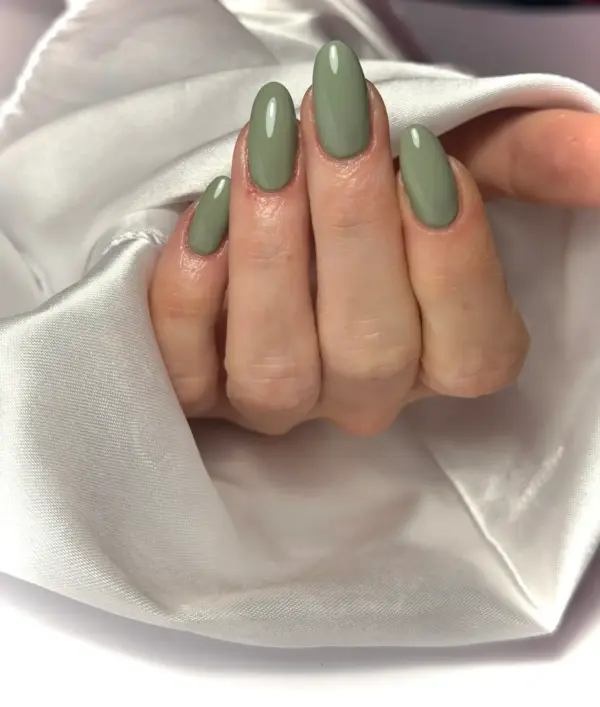 nježno pastelna zelena boja za nokte cici nails trajni lak