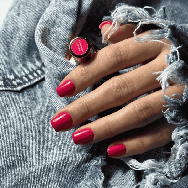 176 raspberry lemonade malina boja Cici Nails