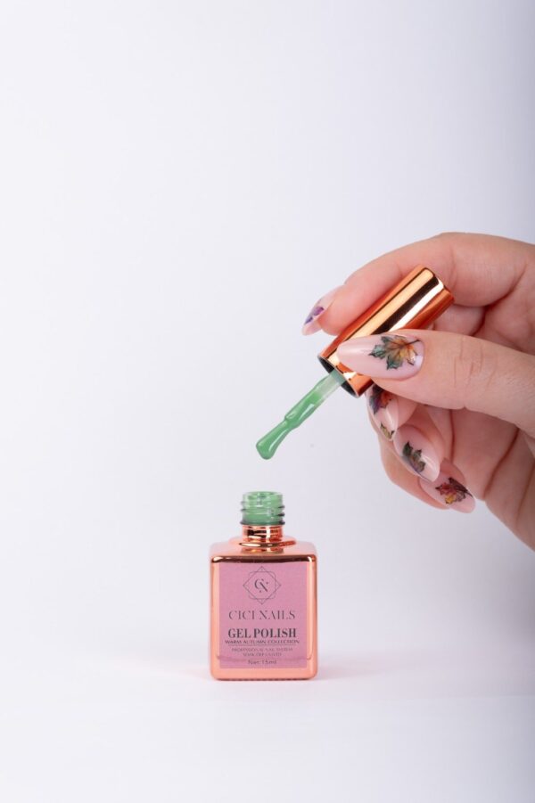 110 – Pine Cone 15ml – Topla, zemljana elegancija za sve sezone