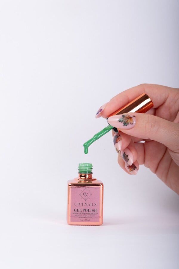 110 – Pine Cone 15ml – Topla, zemljana elegancija za sve sezone