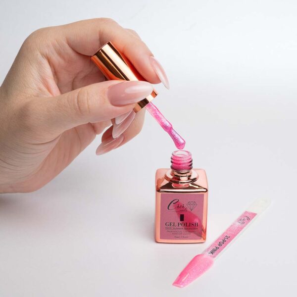 31 - Pop pink 15 ml - eksplozija boje i mladenačke energije