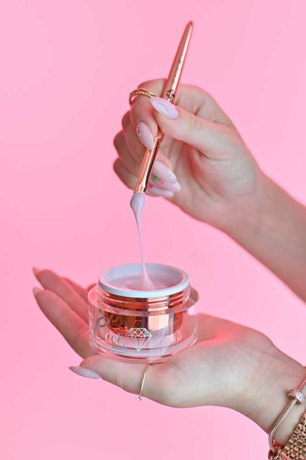 cream-pastel-rose cici nails