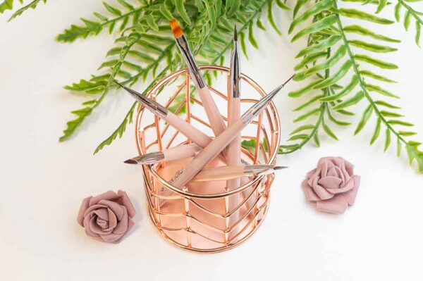 Nail brush oval (wooden handle)
