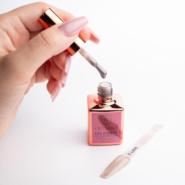 Soft 2 15 ml - Nježni cat eye i perlasti efekt