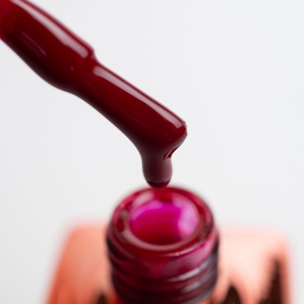 77 – Trendy Red 15ml – Moderna crvena za svaki dan