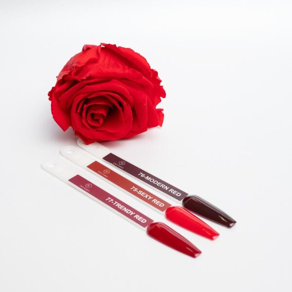 75 – Sexy Red 15ml – Jarko crvena za odvažne nokte