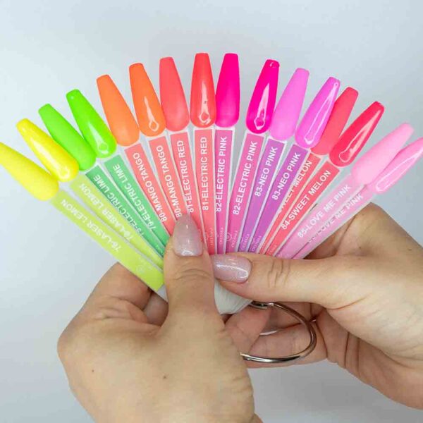 80 - Mango Tango 15ml - Sočna narančasta nijansa za živahnu manikuru