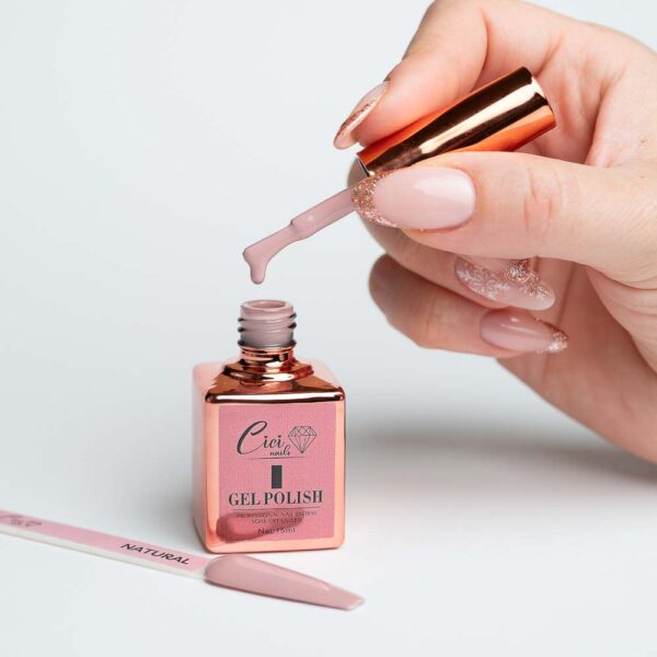 Natural 15ml – Trajni gel lak u nježnoj, prirodnoj nijansi
