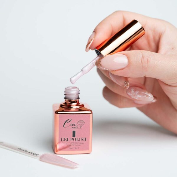 Pearl Rose 15 ml – Sjajna roza s perlastim efektom za savršenu manikuru