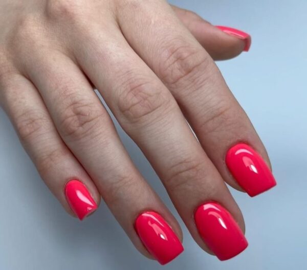 Salmon 15ml - nježna losos roza nijansa za svježu i elegantnu manikuru