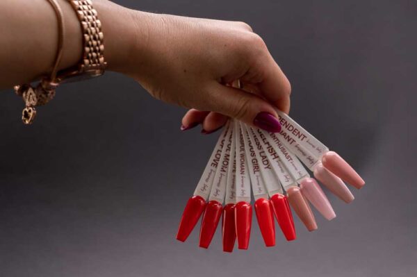 cici nails business-lady-1-podloga