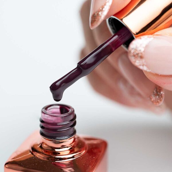 Obsession 15ml - duboka vinska nijansa intenzivne elegancije