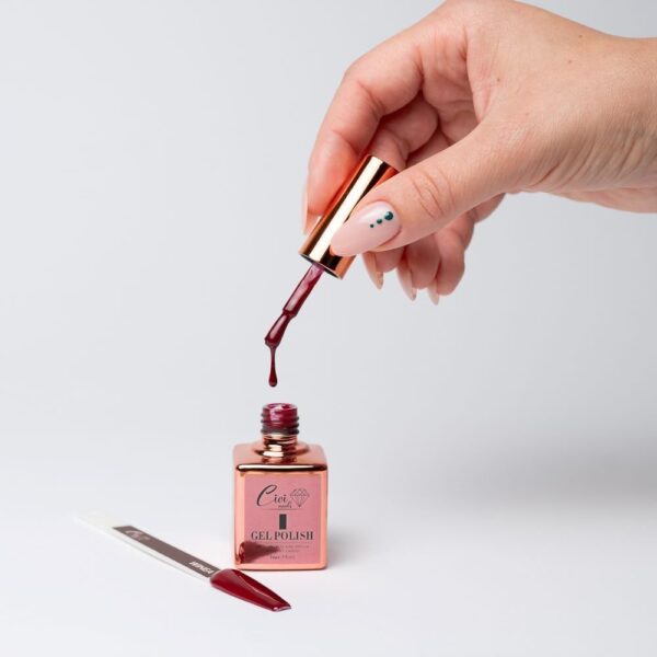 Winea 15ml - elegantna vinska crvena nijansa