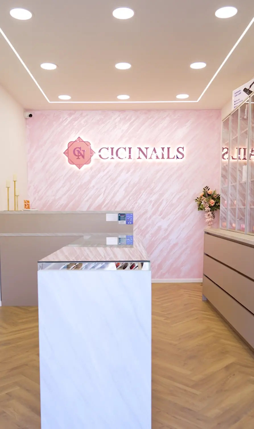 Cicinails naša prva trgovina