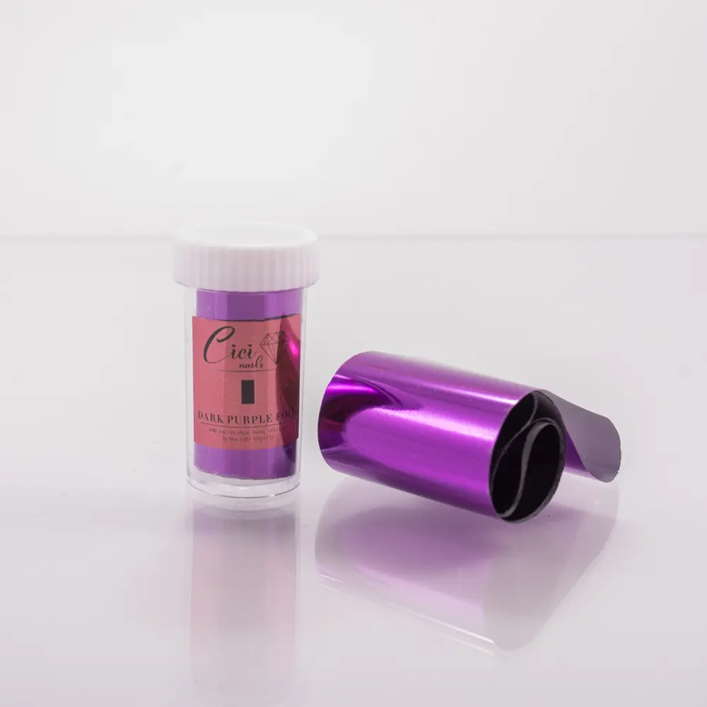 kako nanijeti nail art foliju – trikovi i savjeti iz salona