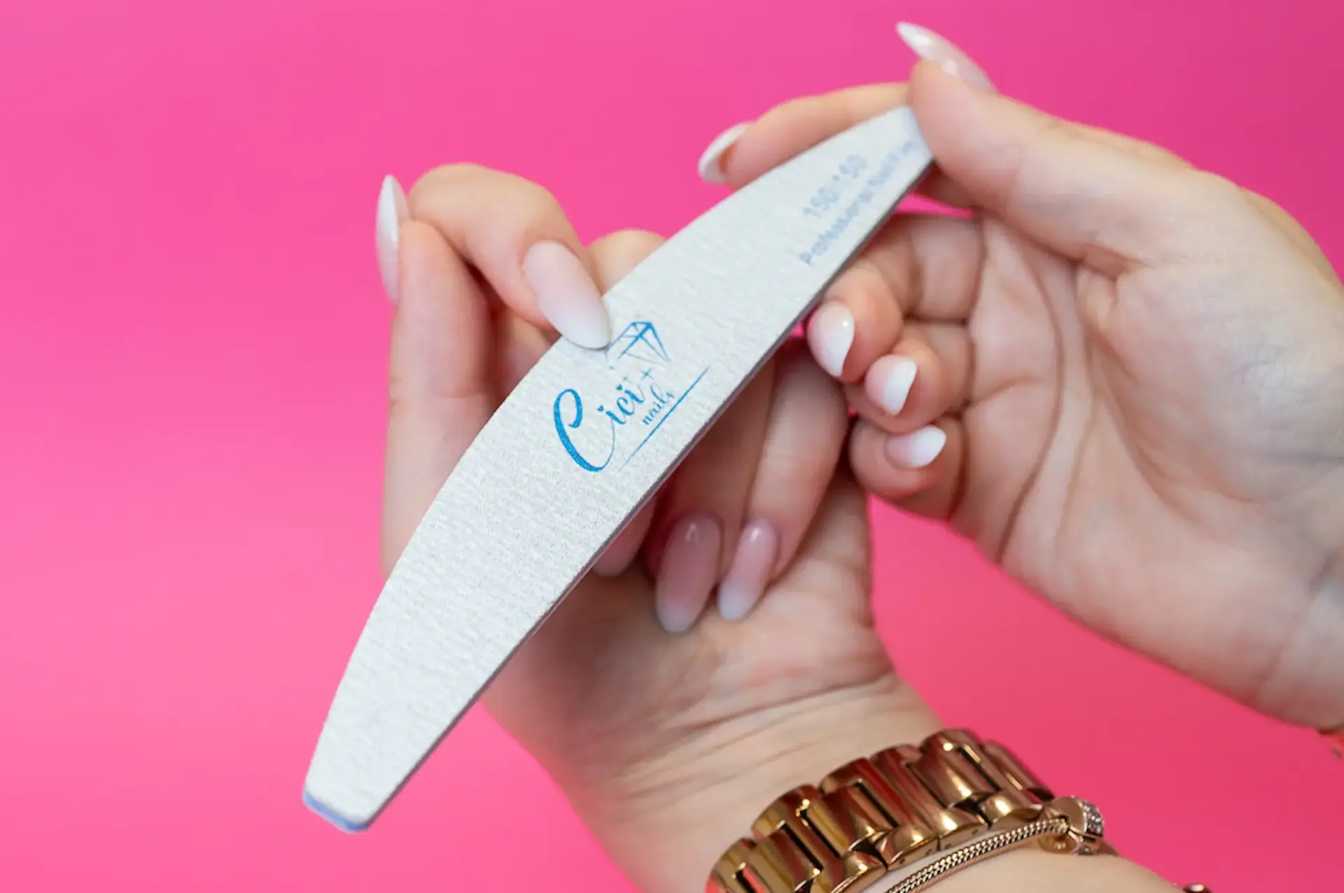 kako produžiti trajnost manikure kod kuće – 7 trikova koje ne znaš cici nails