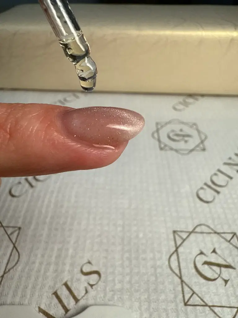 kako produžiti trajnost manikure kod kuće – 7 trikova koje ne znaš cici nails