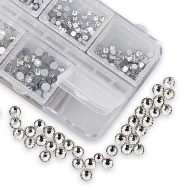 nail art box s kristalima za nokte