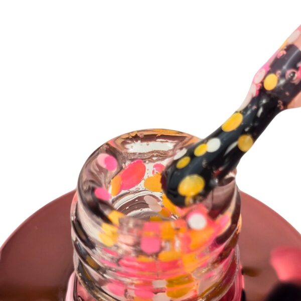 dreamy dots collection za nokte žuti rozi i koraljni konfeti koji podsjećaju na sladoledne kuglice
