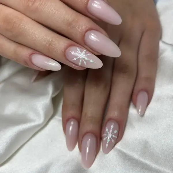 perfect cute girl topla nijansa prirodnog covera božićni nude nokti cici nails